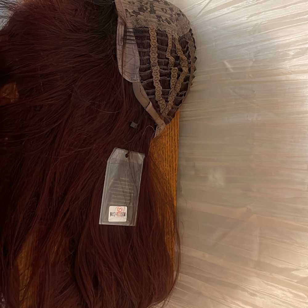 Long maroon and black hombre wig with bangs super long new with tags beautiful - Picture 6 of 7